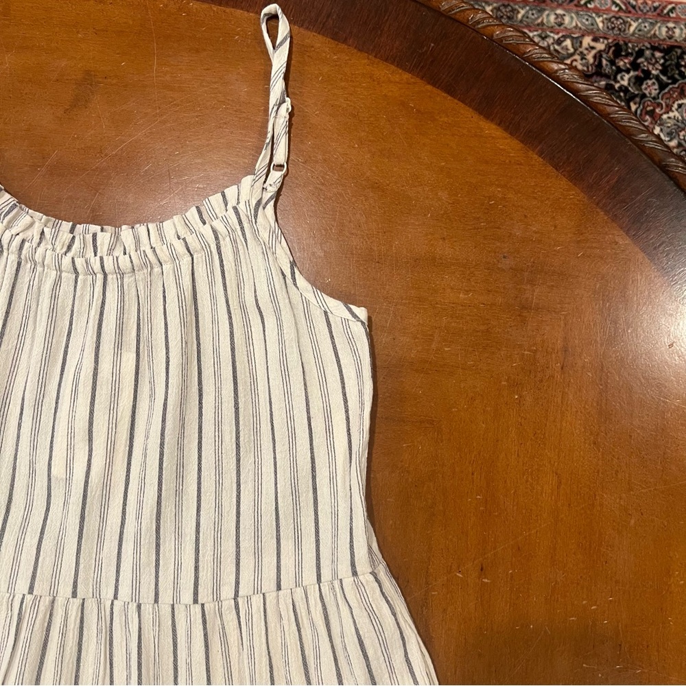 NEW $98 Evereve Harper Gauze Sundress Black/Cream Stripe Tiered Sleeveless Mini - Picture 6 of 16
